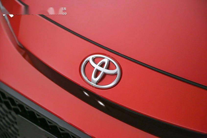 解除封印后的颜值! 全新雷凌运动系列外观解析