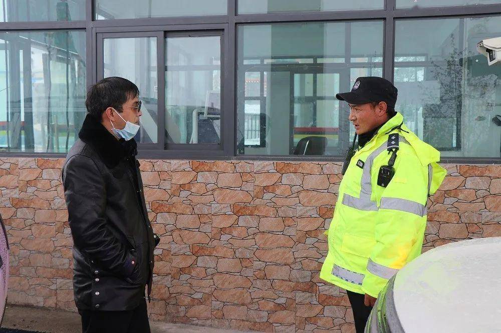 头条要闻吴应海同志深入灾情现场全力指挥抢险救灾