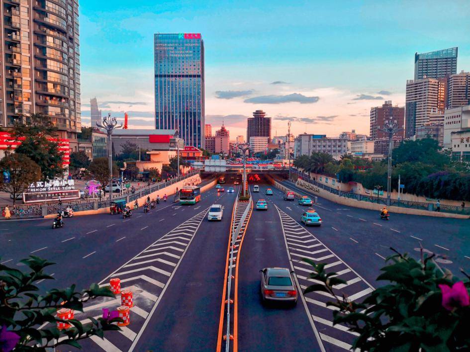 【春城秀】雨季昆明——城春草木深，万物共生长-搜狐大视野-搜狐新闻