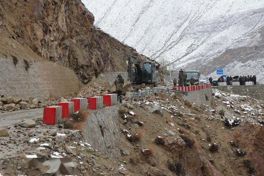 头条要闻吴应海同志深入灾情现场全力指挥抢险救灾