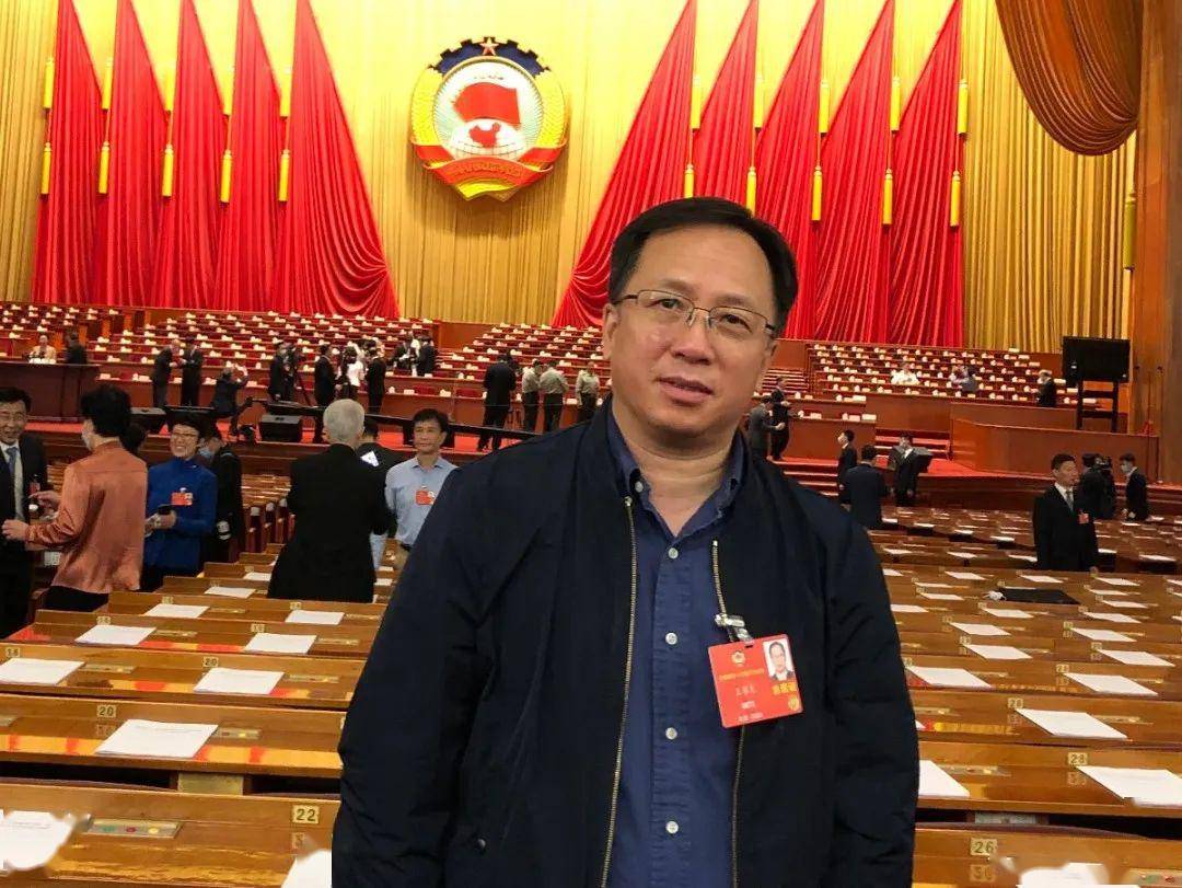 全国政协委员围绕文化艺术热点问题积极建言献策_王黎光