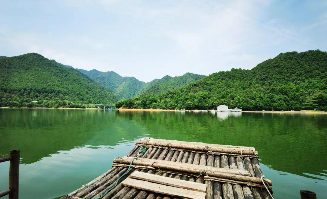 飛瀑流泉,滿峽飄香山野風情富春桃源景區地址:杭州市富陽區胥口鎮上練