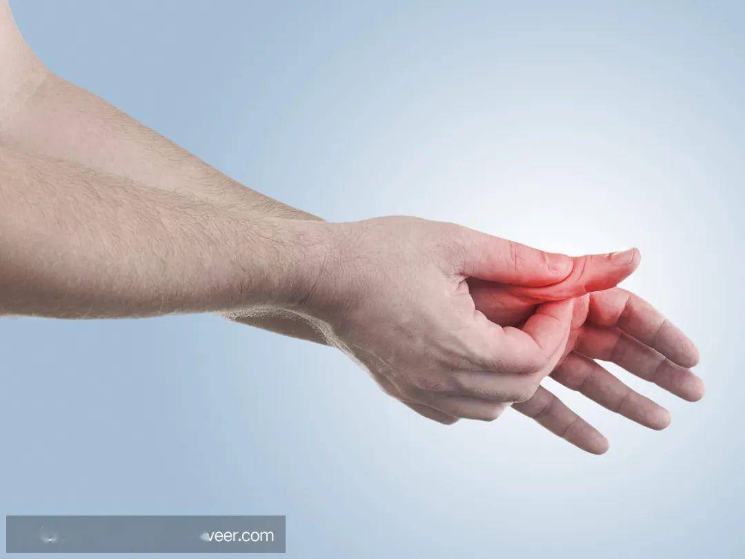 夏天空调吹多了,脖子受凉就容易出现落枕,脖子僵硬,脖子疼等症状