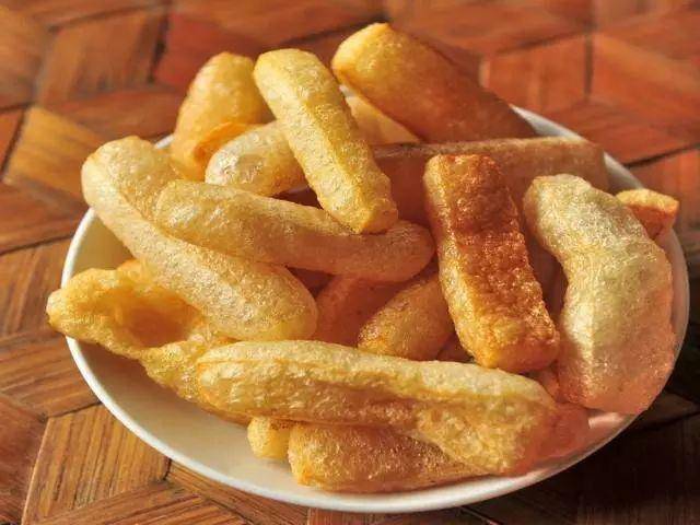 【边疆时空】美食 | 舌尖上的傣族——炸牛皮