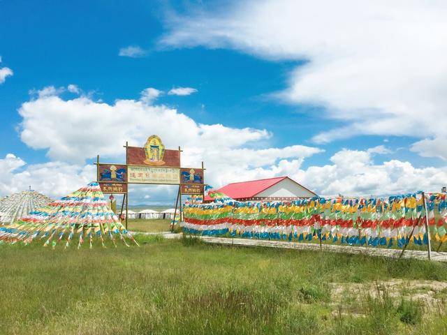 金银滩草原,位于青海省海晏县境内