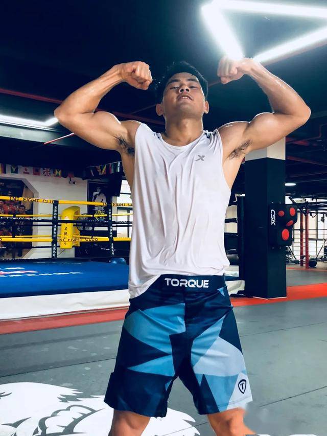 鹿邑拳王 日本克星 四大天王 农民之子 颜值担当"妖刀"魏锐