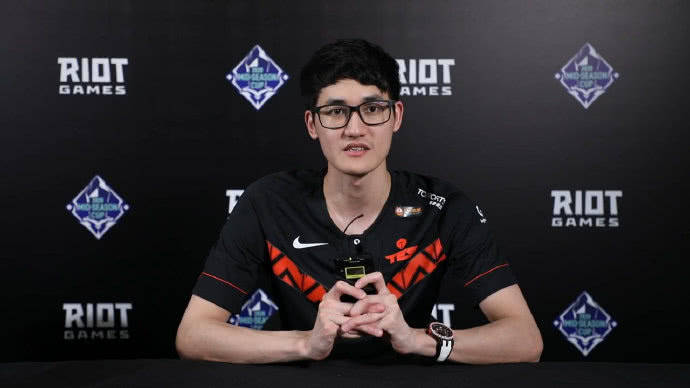 tes晋级决赛赛后专访karsa打lck队伍要努力一点