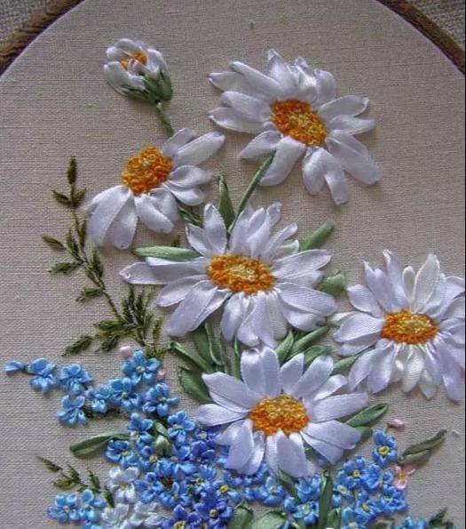 用丝带绣花这炉火纯青的刺绣技艺谁人能及堪称艺术品