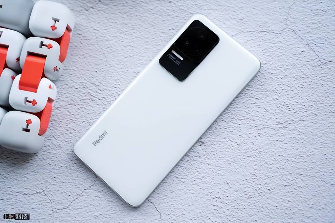 新篇章灿灿小宠迷·今天 13:12"中国苹果"卖身吉利汽车,魅族败在哪里?