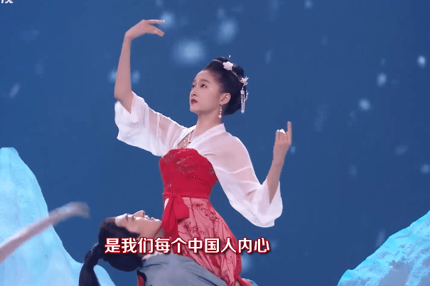 《王牌对王牌》开播,关晓彤杨迪飞花令难分高下,华晨宇全新演绎《烟花易冷》_家族_宋亚轩_李小冉
