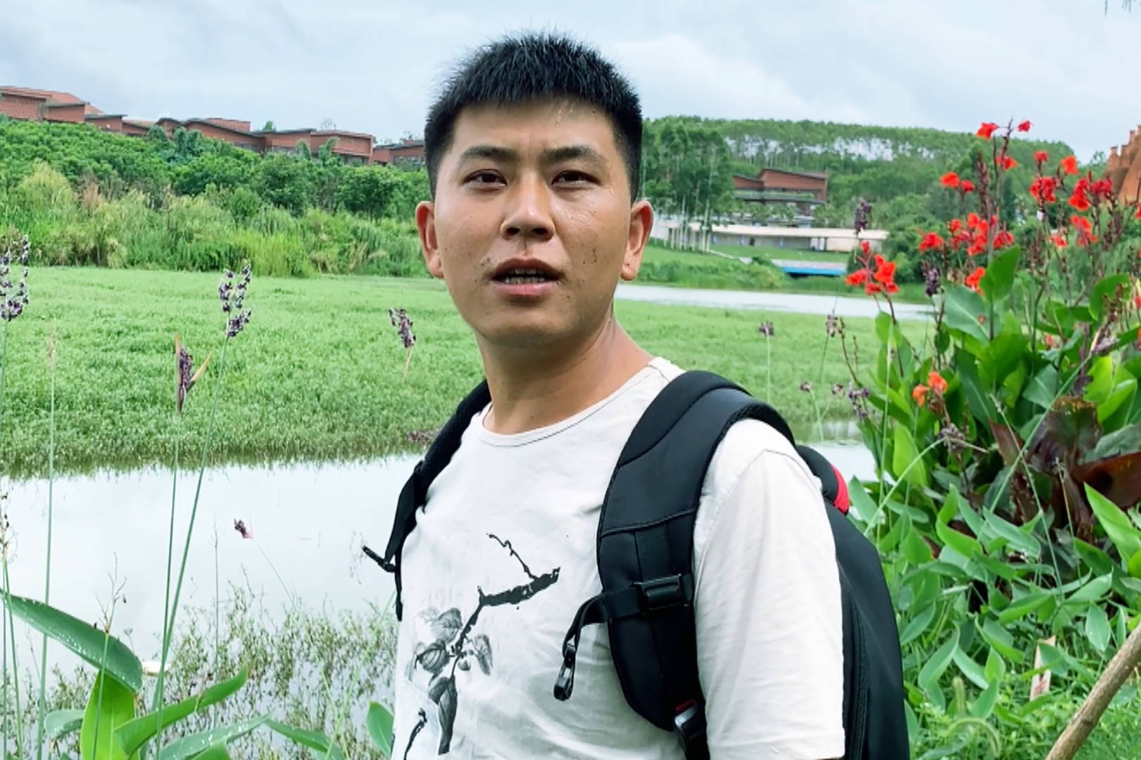 农村小伙受政府邀请有幸参加采风活动创作助力乡村振兴