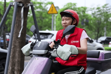 “鲁班到家”被指恶意投诉罚款 客服回应称：爱