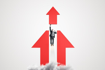 西典新能多项财务数据与公开信息不符 保代曾涉