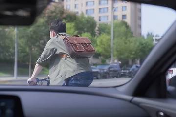 人初油延时喷剂被王海测评检出麻醉药剂 三大网