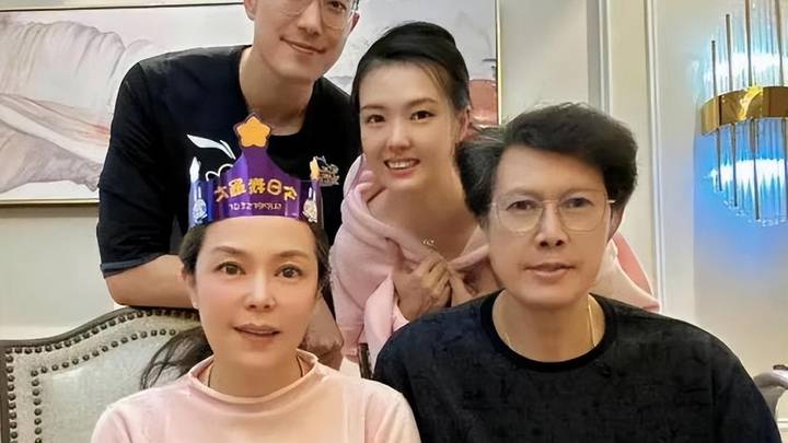 张常宁发文悼念父亲去世，你觉得是真的吗？