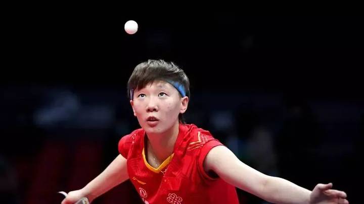王曼昱4-1早田希娜，她能拿下本届奥运冠军吗？