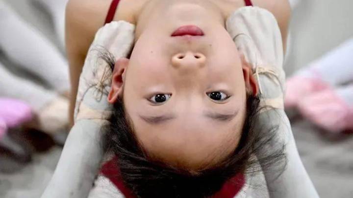 你支持孩子在市青少年活动中心舞动暑假吗？