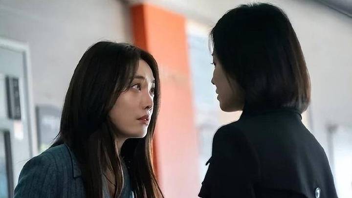 《黑暗荣耀》中霸凌宋慧乔的韩女星是本色出演吗？