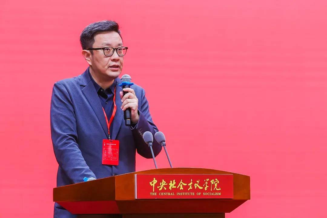 室内设计1 x工作会议暨室内设计教育发展专家论坛在北京召开_崔冬晖