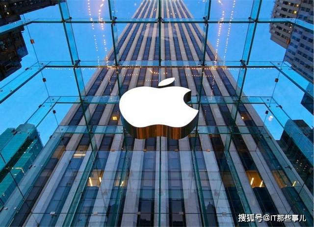苹果|价格相差200块钱 买iPhone 11还是iPhone 12 mini？