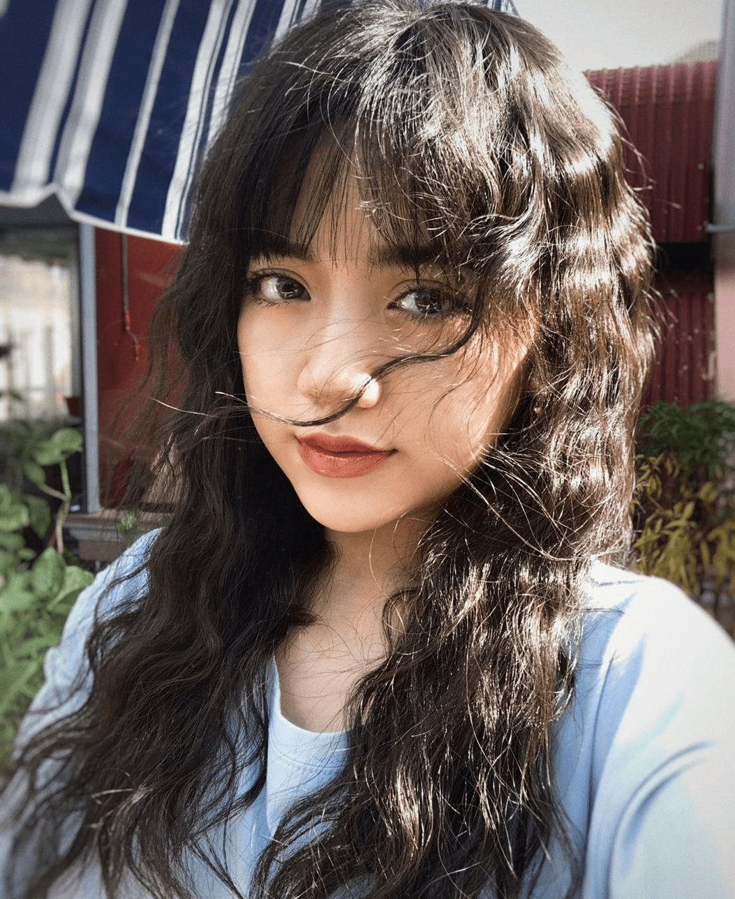 好看的小姐姐卷发!