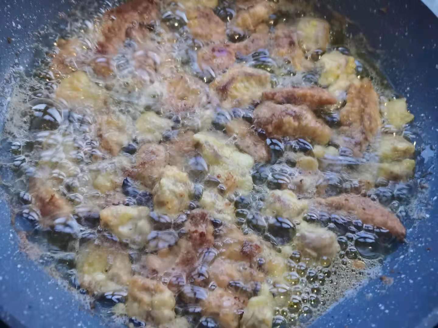 小勺|你以为很复杂的糖醋里脊，然而并不是，其实很好上手的