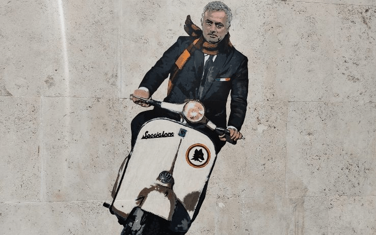 穆里尼奥壁画已出现在罗马街头 造型致敬经典电影_泰斯塔西奥