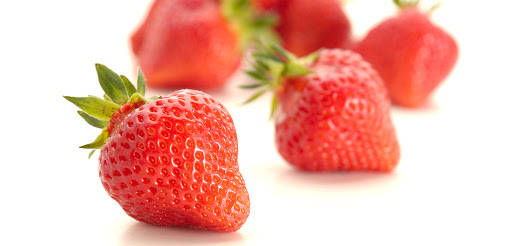 日本新潟县知名草莓越后姬,具有越后公主一般的欲滴香艳