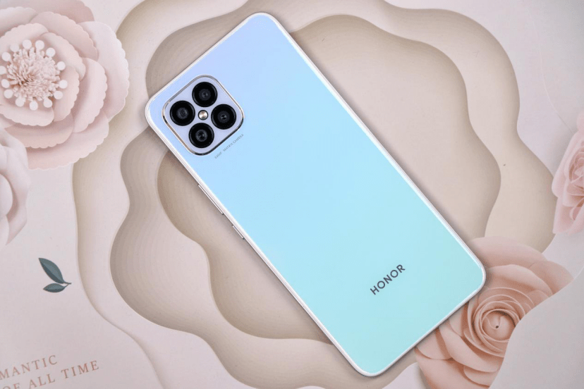 轻薄手感硬核快充荣耀play5上手