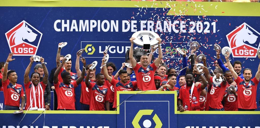 力压大巴黎夺得法甲冠军 里尔俱乐部进行夺冠庆典