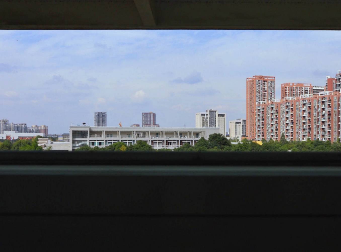 蚌埠财经大学好不好 337db01053d4457a98a466e7ae64d7ee.jpeg