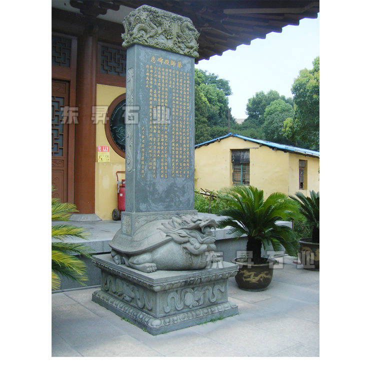 寺庙里的石雕赑屃介绍