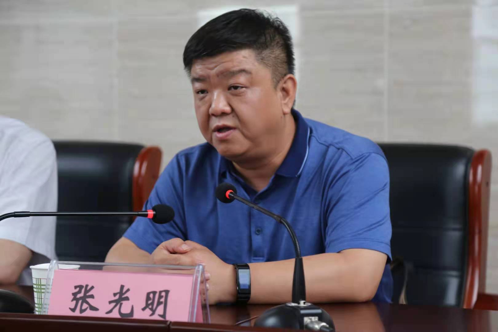 好人张光明带动更多好人捐资助学