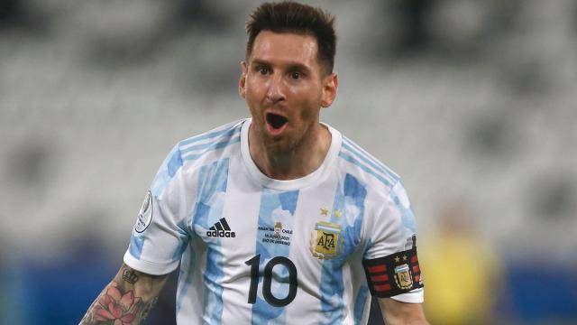 梅西：阿根廷踢得不够冷静 点球改变了比赛结果_机会