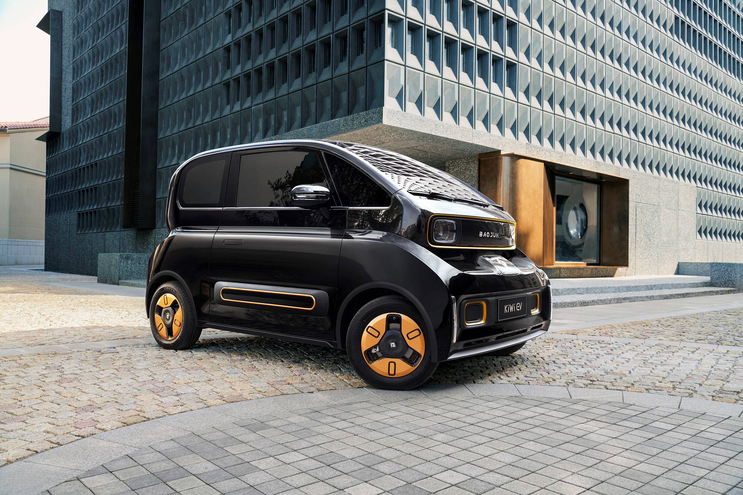 引领精致摩登风潮,"未来感摩登座驾"kiwi ev内饰曝光_搜狐汽车_搜狐网