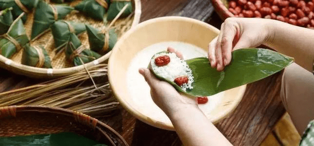 现煮现卖的粽子 34ae3f1d300e44e3881e915a720e6bfa.png