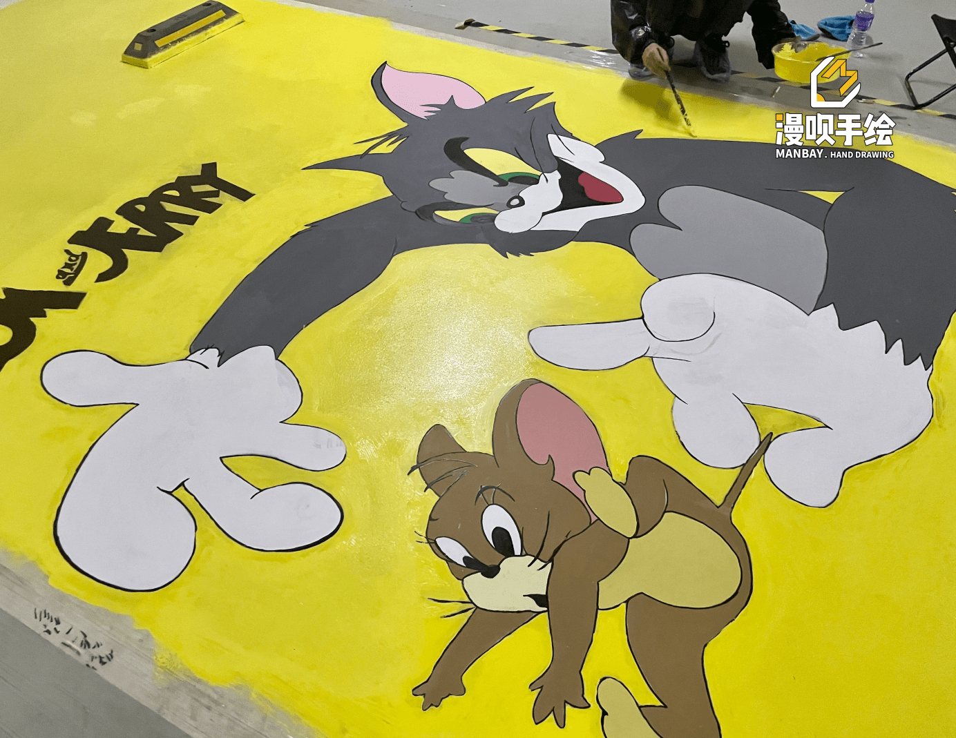 漫呗手绘丨让车位涂鸦带你解锁夏天新玩法