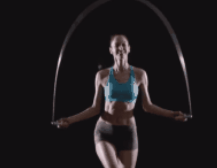 游泳|女孩运动减肥注意事项，小心越减越肥哦！