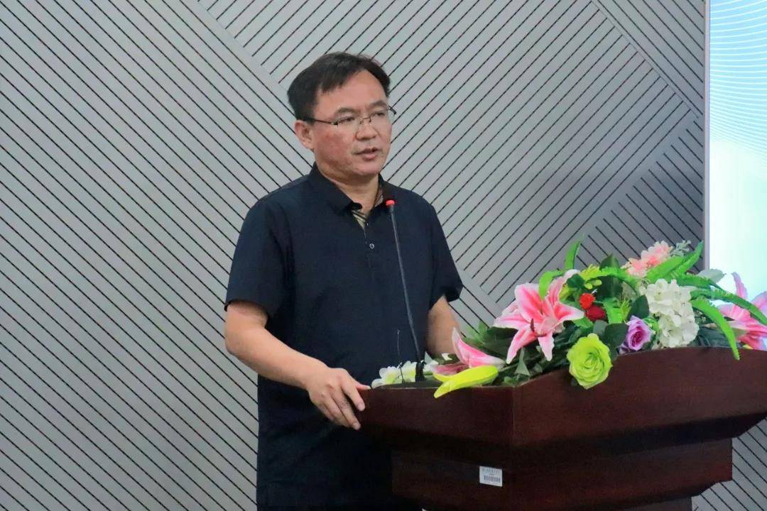 泰国格乐大学管理委员会主席王长明走访海南师范大学