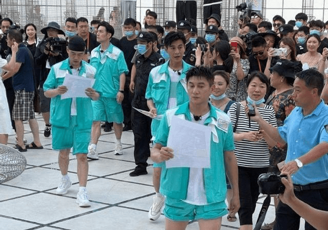 因为|吴奇隆录制综艺节目，意外暴露身高，网友：没电视上那么好看