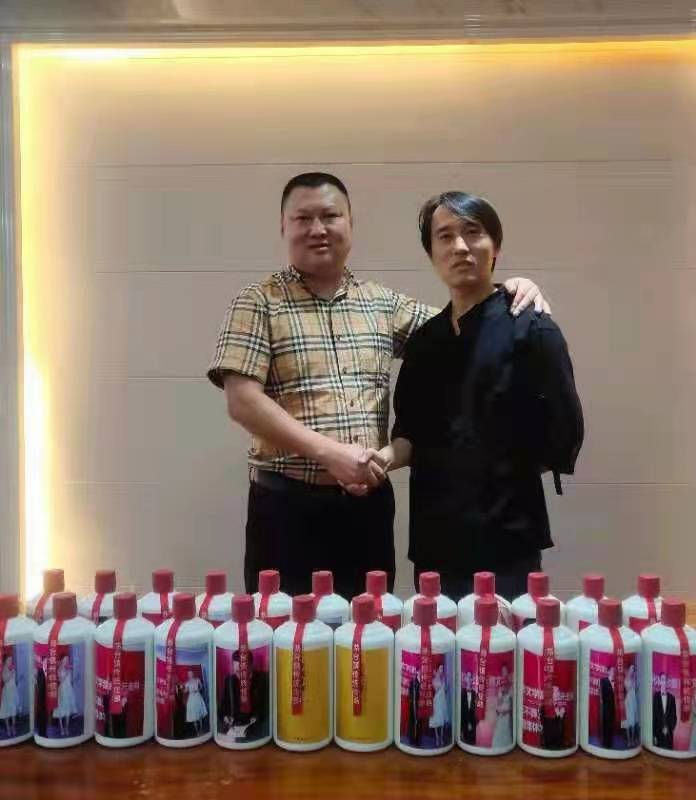 著名青年作家单浩东先生考察神鼎酒业