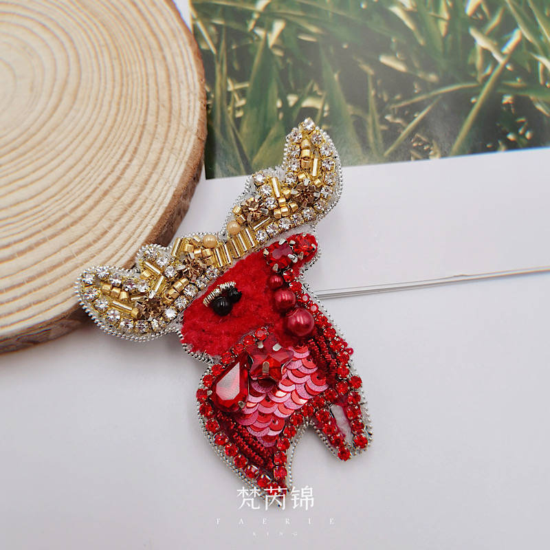 四季|梵芮锦手工刺绣作品分享胸针