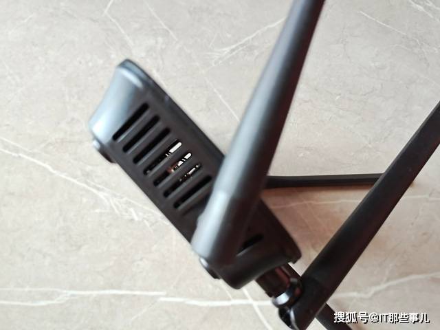 模式|可以插手机卡 能够连宽带 翼联4G无线路由器深度体验