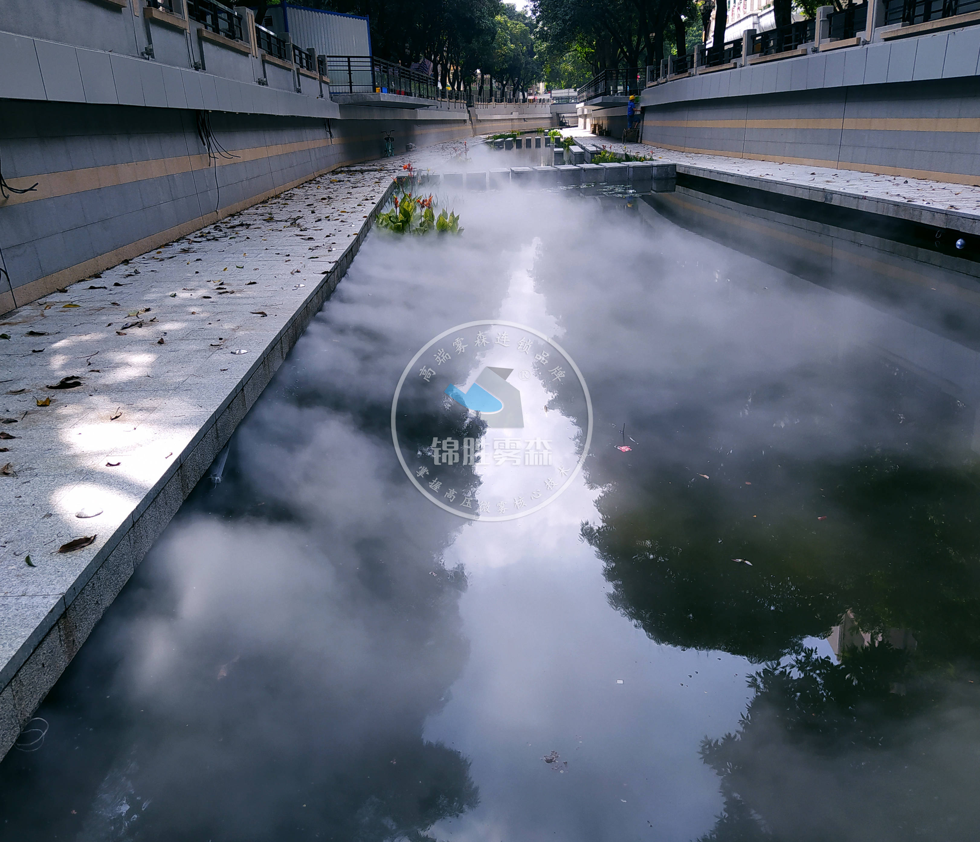 人造雾景观在河道的运用,打造绿色生态自然景色.