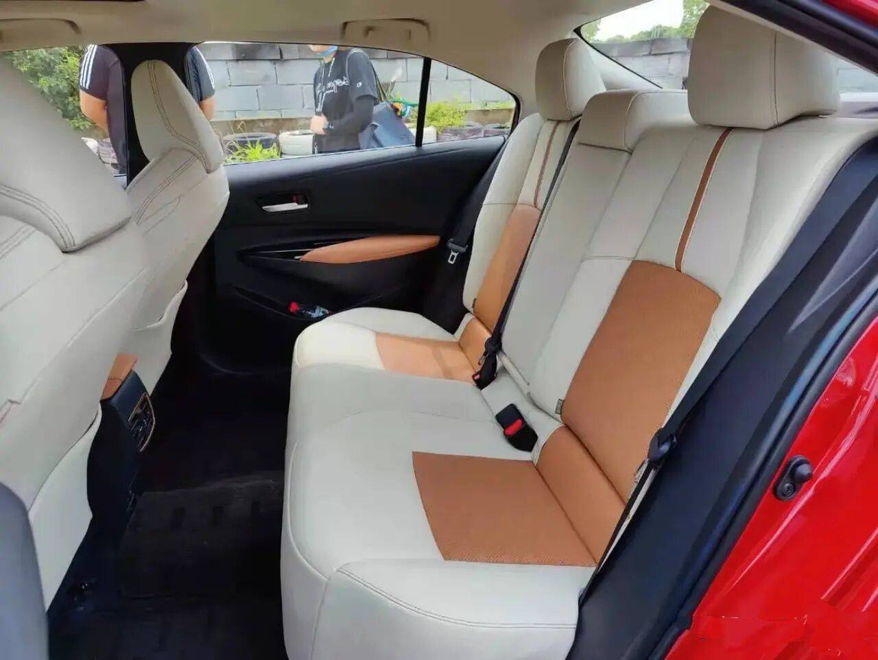 都说广汽丰田凌尚就是"加大版"雷凌