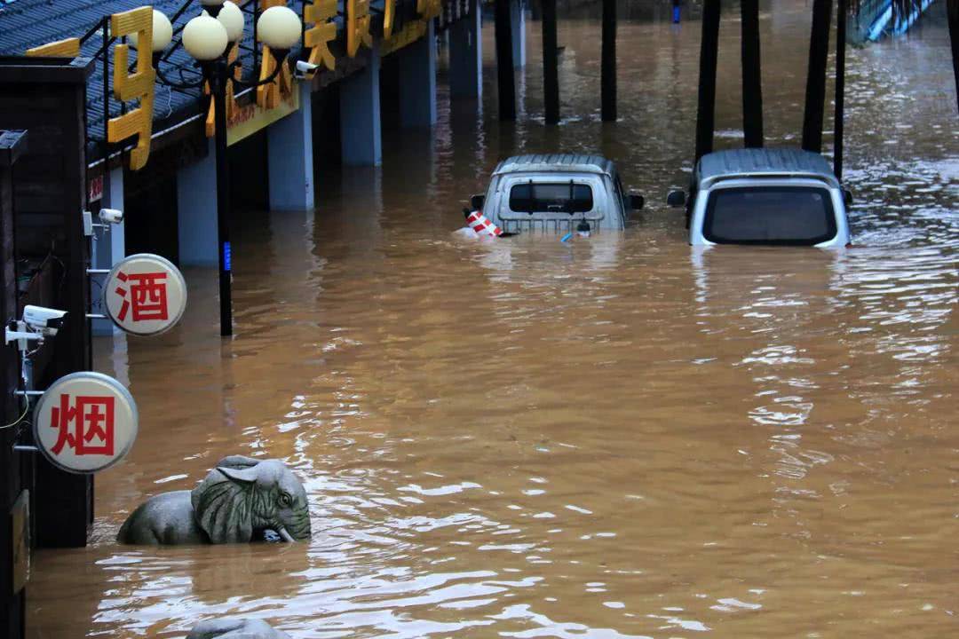 河南暴雨事件素材图片