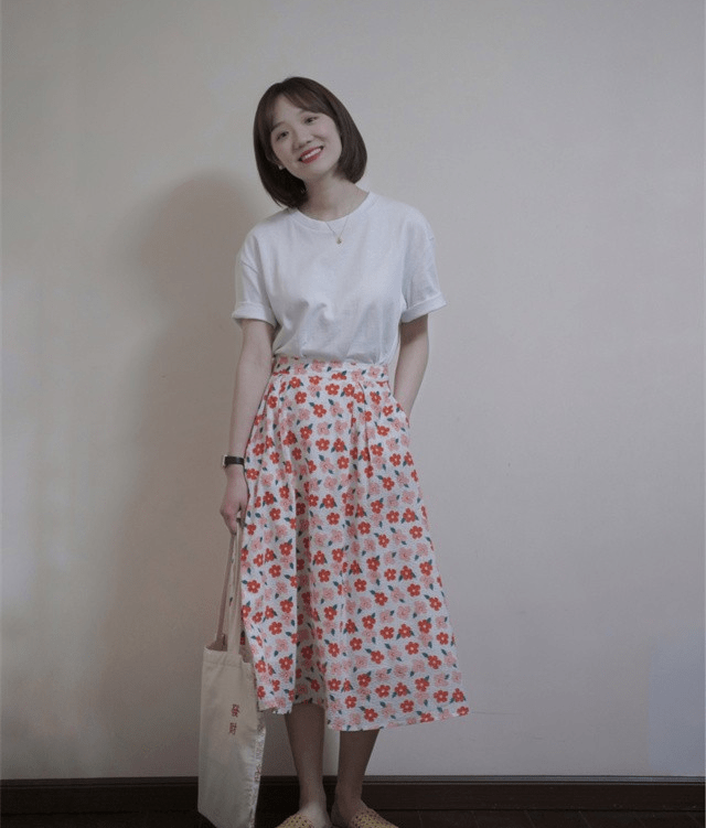 t恤碎花半裙这才是夏天该有的样子