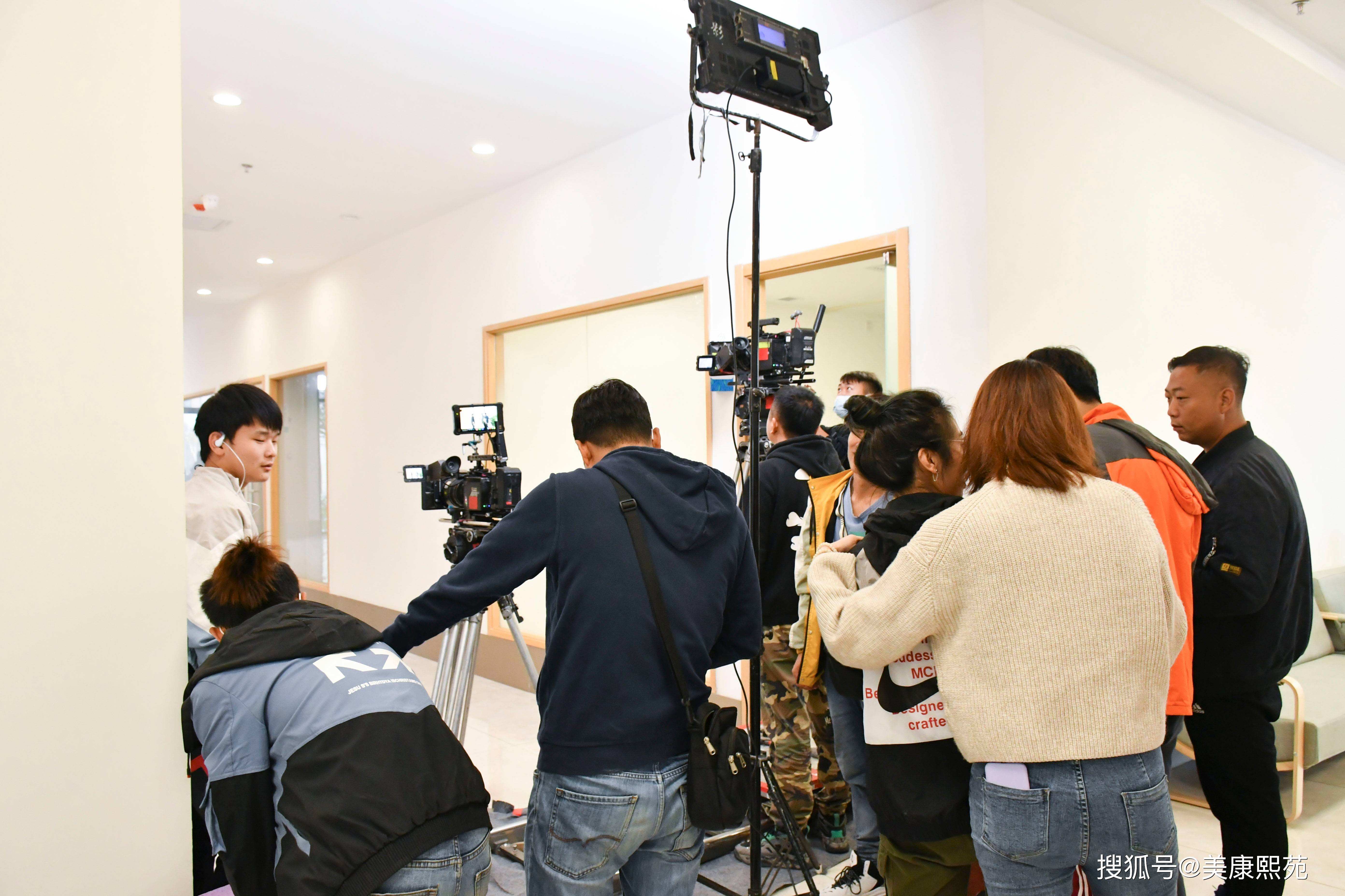 今晚首播!这部在美康熙苑取景拍摄的电视剧今晚登陆cctv1黄金档