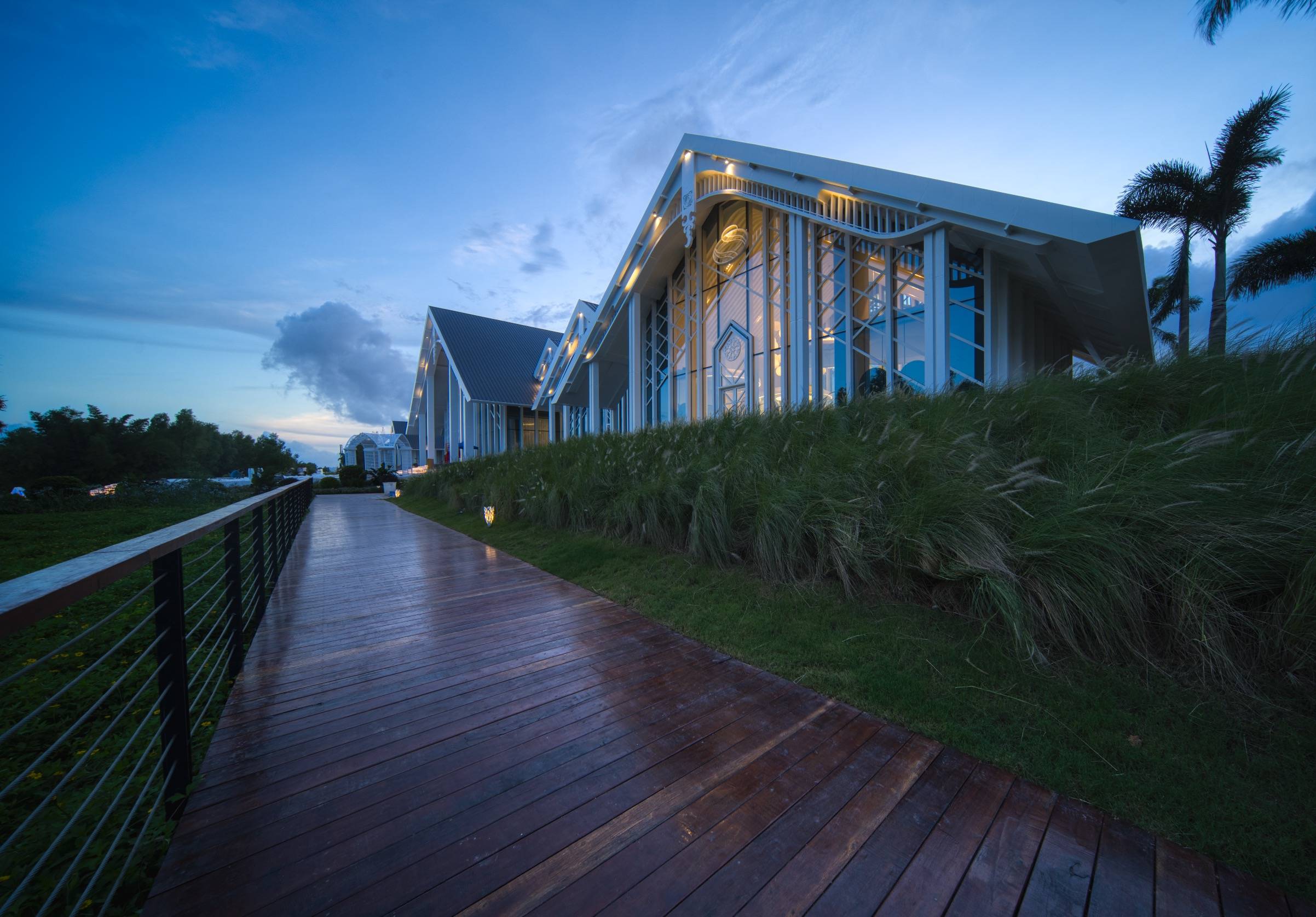 世茂碧海银湖别墅在哪里具体位置售楼中心