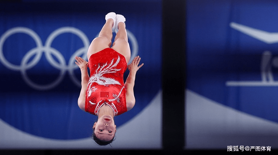 中国代表队第17金由蹦床选手朱雪莹获得